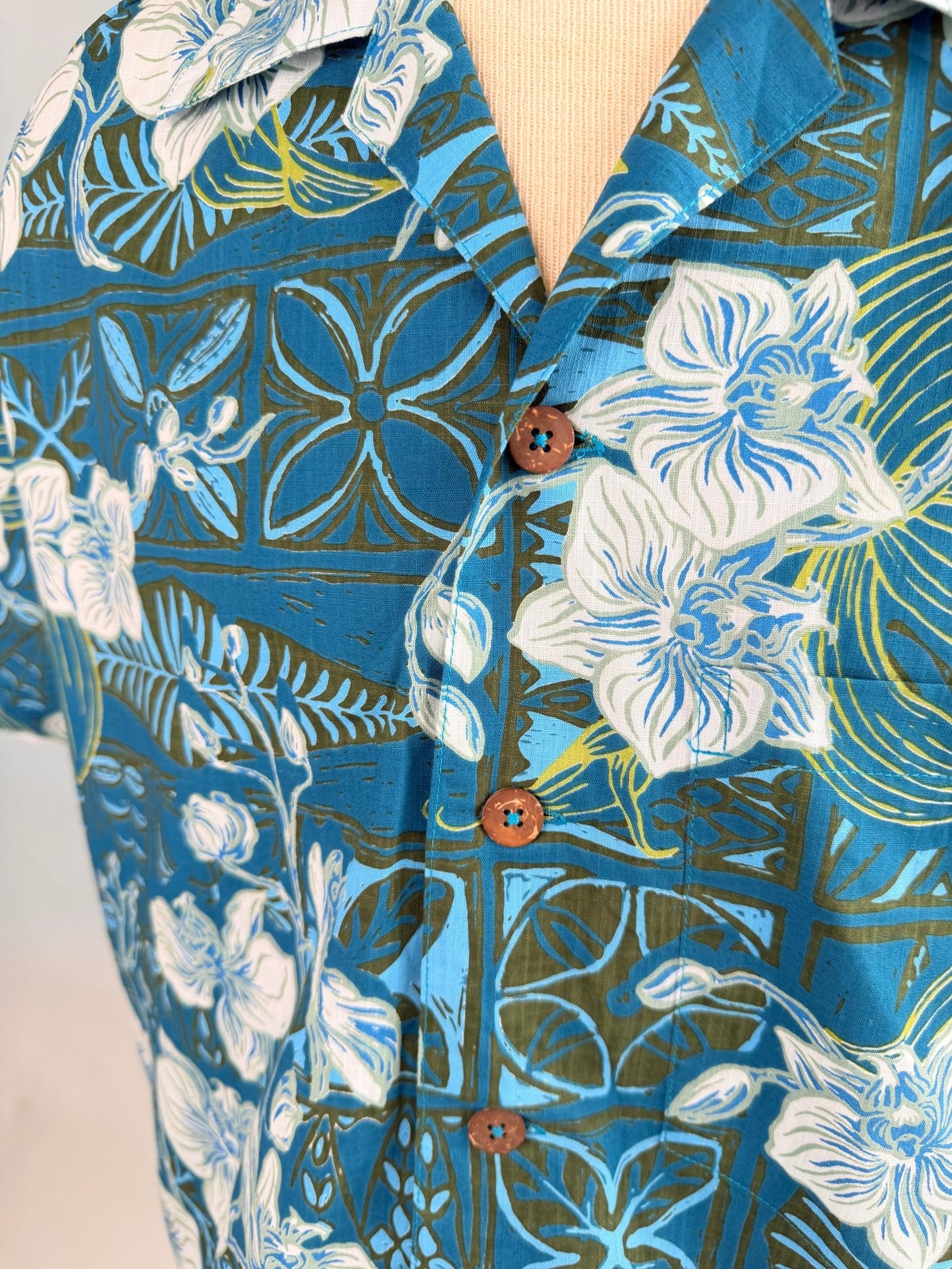 Jungle Cove Aloha Shirt- The Royal Orchid Collection- Lagoon - Lorelei's Vintage
