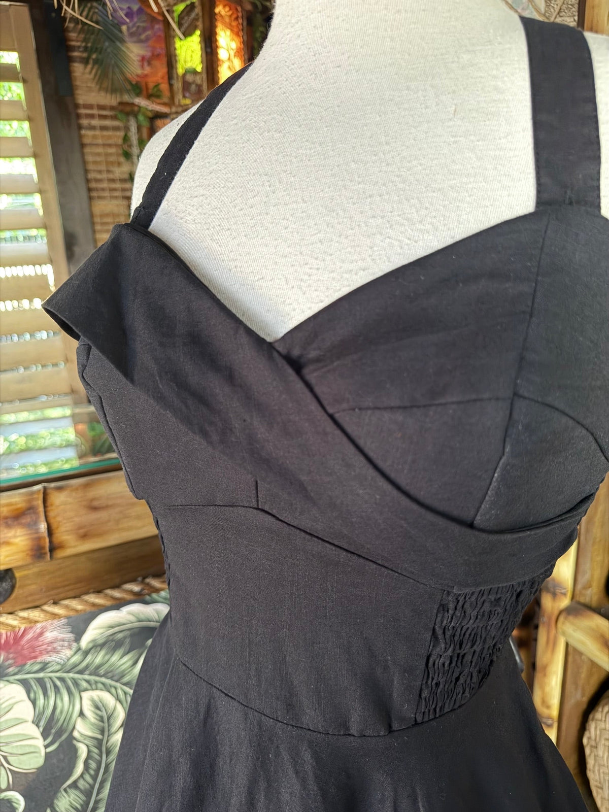 Lorelei's Vintage-Bali Hai Circle Dress- Jet Black - Lorelei's Vintage